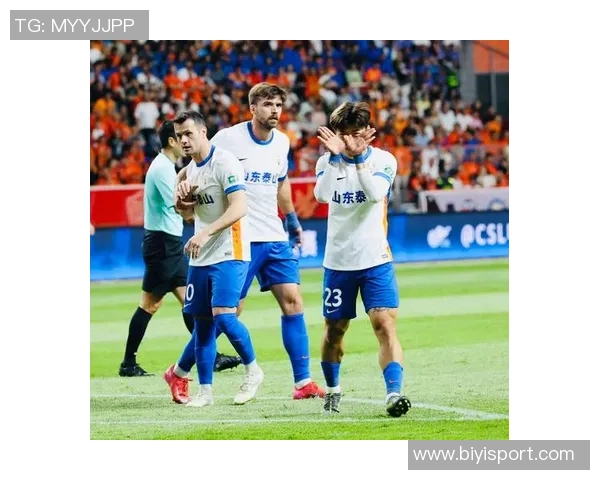 山东泰山于10月10日重返训练场全力备战即将对阵浙江队的关键比赛