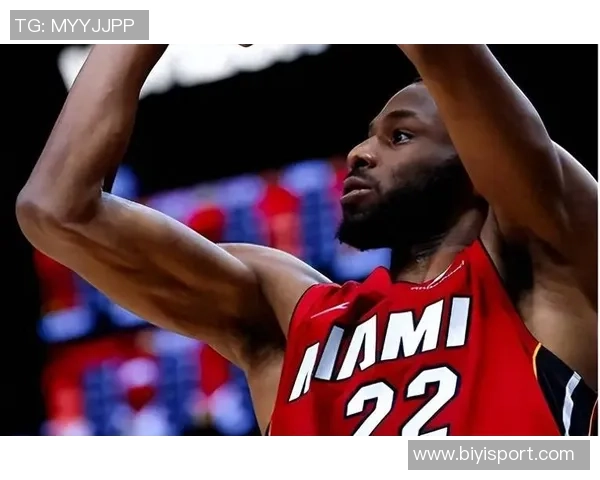 追梦赛后与老队友维金斯亲切交流库里与巴黎奥运队友阿德巴约畅谈未来