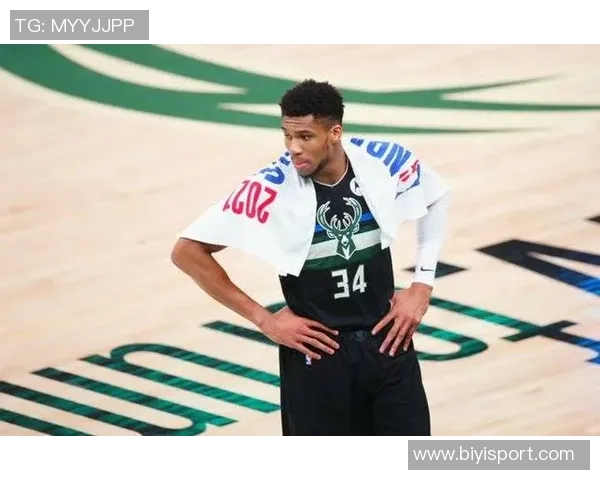 字母哥生涯30分10板5助表现超越天勾与大O独占NBA历史第一 字母哥生涯30分10板5助表现超越天勾与大O独占NBA历史第一